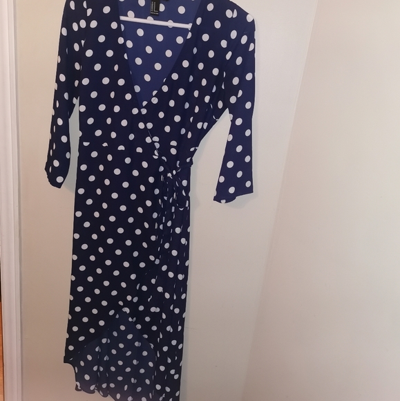 Forever 21 Wrap Polka dot Flowy light dress M - Picture 5 of 14